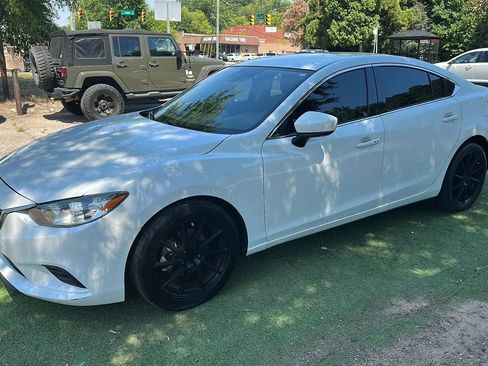 Used 2017 MAZDA MAZDA6 Touring FWD image 4
