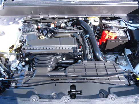 Certified 2025 Ford Maverick XLT w/ XLT Luxury Package image 13