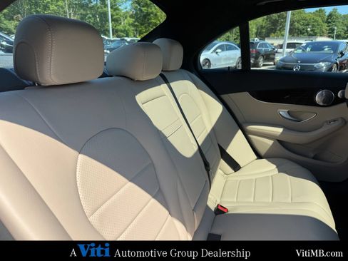 Used 2018 Mercedes-Benz C 300 4MATIC Sedan image 25