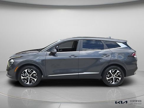 Certified 2023 Kia Sportage EX FWD image 3