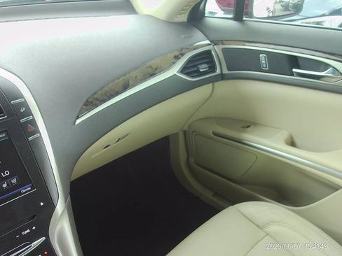 Used 2014 Lincoln MKZ Hybrid w/ Equipment Group 202A Reserve FWD image 11