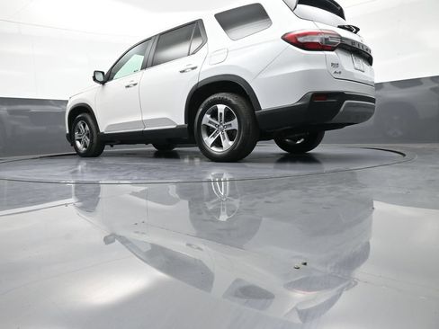 Used 2023 Honda Pilot EX-L image 34