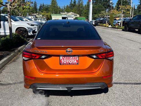 Used 2020 Nissan Sentra SR w/ Premium Package FWD image 8