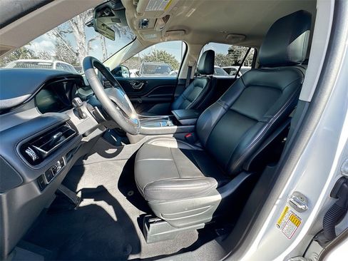 Used 2023 Lincoln Aviator 2WD image 22