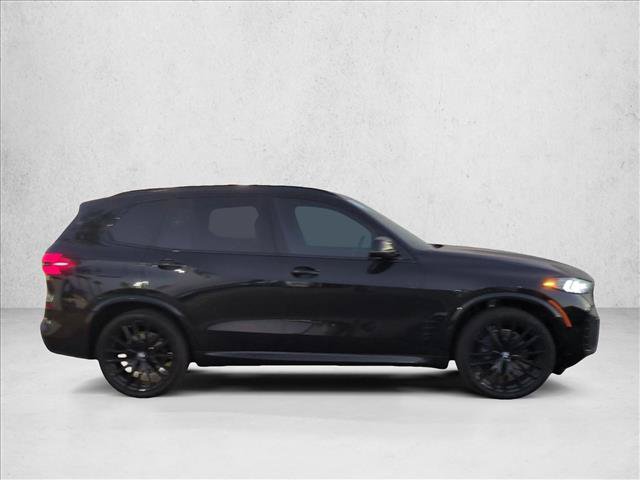 Certified 2025 BMW X5 sDrive40i w/ M Sport Package RWD image 4