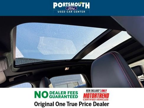 Used 2025 Ford Escape ST-Line w/ Tech Pack #1 image 9