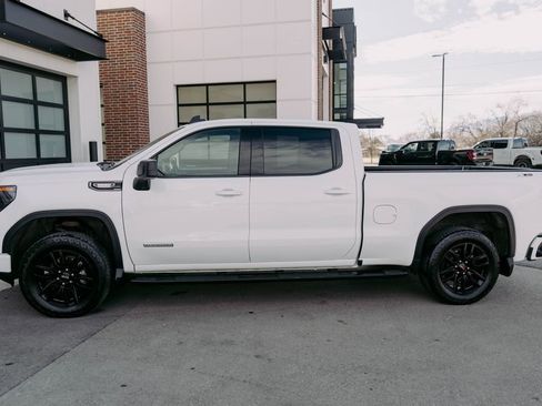 Used 2023 GMC Sierra 1500 Elevation w/ LPO, Elevation Black Package image 5