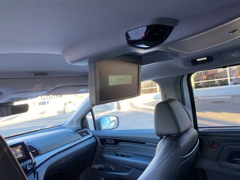 Used 2023 Honda Odyssey Touring image 16