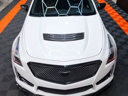Used 2016 Cadillac CTS V w/ Luxury Package RWD image 9