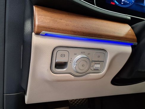 Used 2023 Mercedes-Benz GLE 350 image 23