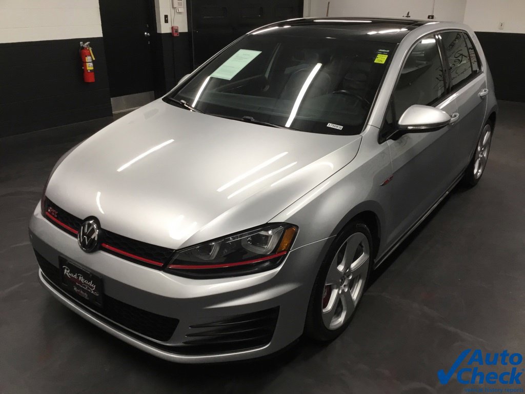Used 2017 Volkswagen GTI SE FWD image 6