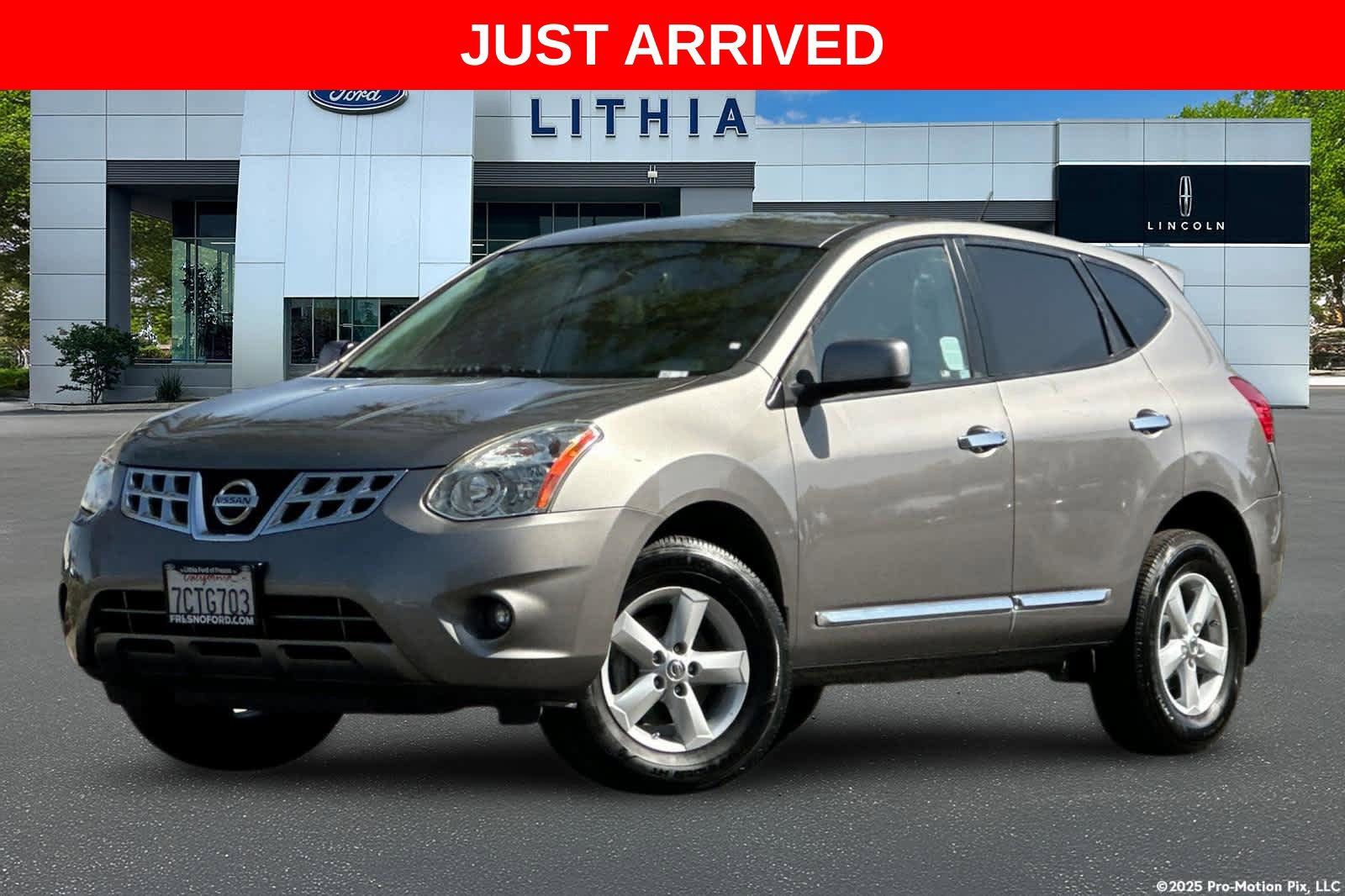 Used 2013 Nissan Rogue S w/ Special Edition Pkg FWD image 1