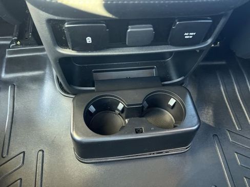 Used 2021 Lincoln Navigator 2WD image 25