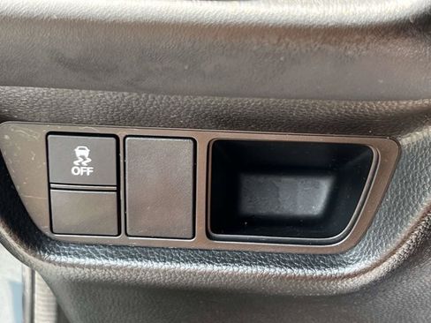 Used 2024 Honda HR-V EX-L image 18