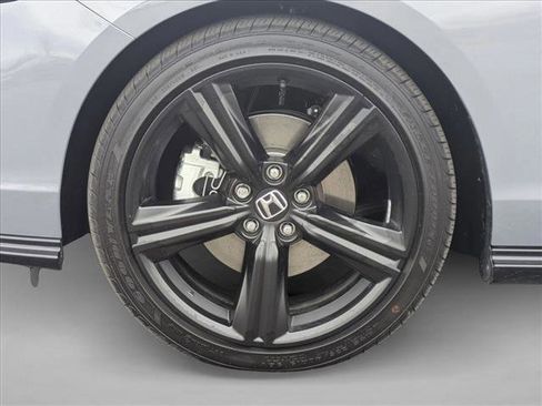 Used 2025 Honda Accord Sport image 24