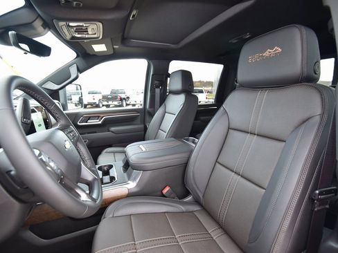 New 2026 Chevrolet Silverado 3500 High Country image 33