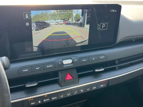 Certified 2025 Kia K4 LX image 24