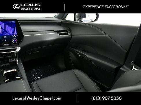 Used 2025 Lexus RX 350 Premium image 31