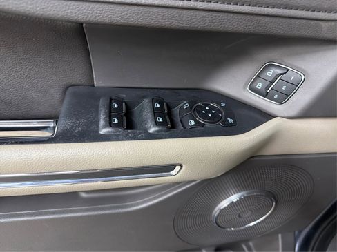 Used 2019 Ford Expedition XLT w/ Equipment Group 202A image 28