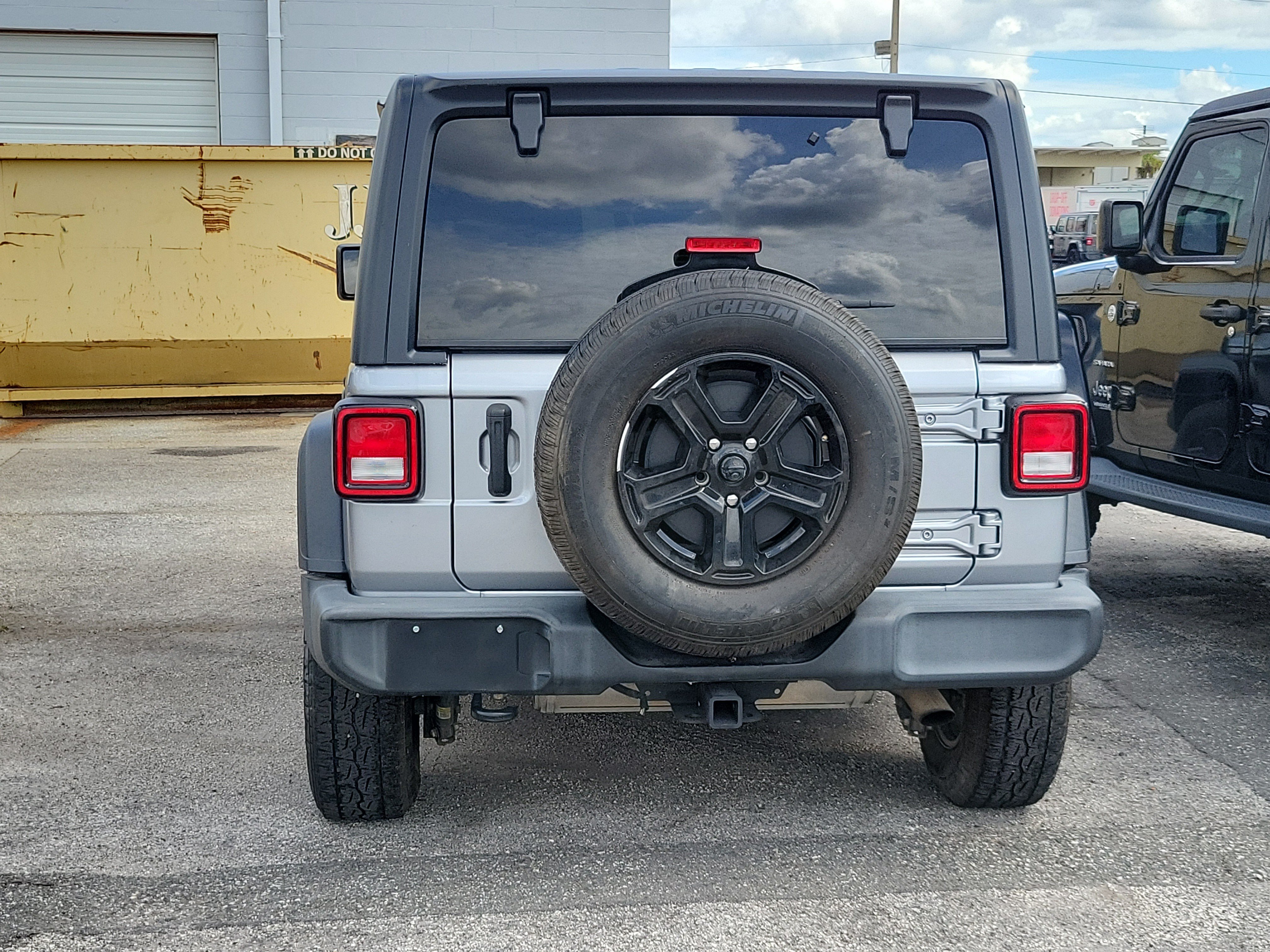 Used 2021 Jeep Wrangler Unlimited Sport AWD/4WD image 6