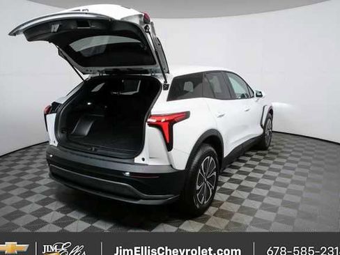 New 2026 Chevrolet Blazer EV LT image 27