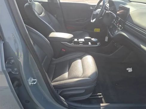 Used 2021 Hyundai Ioniq Limited FWD image 6