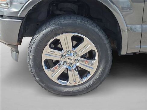 Used 2020 Ford F150 XLT w/ Equipment Group 302A Luxury AWD/4WD image 14