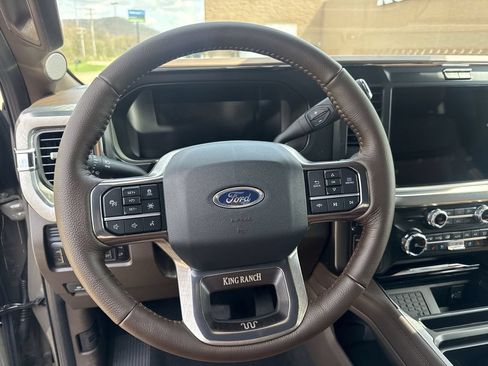 New 2026 Ford F250 King Ranch w/ Chrome Package AWD/4WD image 11