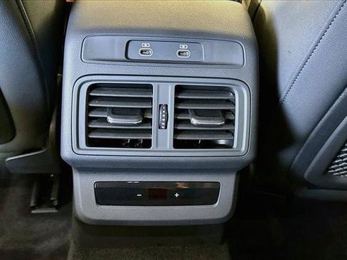 Used 2025 Audi Q5 Premium AWD/4WD image 22