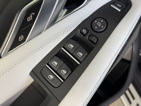 New 2026 BMW X5 xDrive40i w/ Executive Package image 21