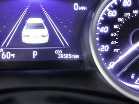 Used 2023 Toyota Camry XLE image 23