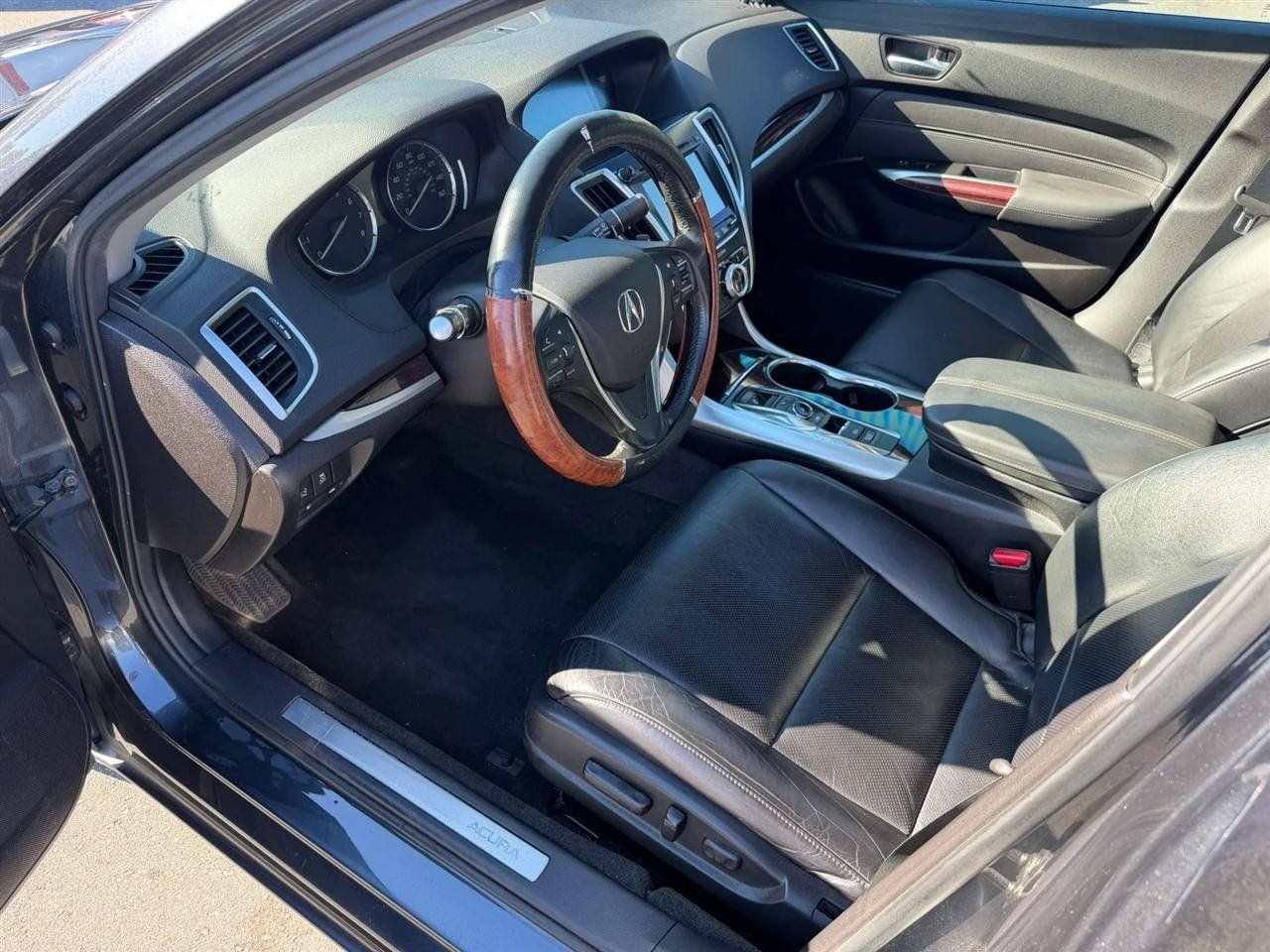 Used 2016 Acura TLX w/ Technology Package FWD image 19