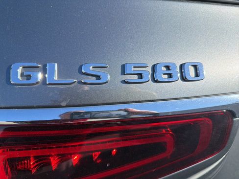 Certified 2022 Mercedes-Benz GLS 580 4MATIC image 6