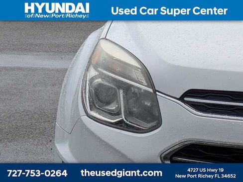Used 2017 Chevrolet Equinox LT w/ Convenience Package FWD image 9