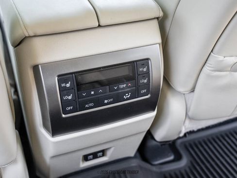 Used 2023 Lexus GX 460 Luxury w/ Sport Design Package AWD/4WD image 75