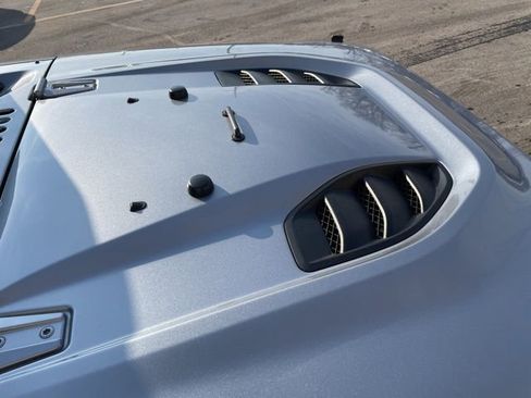 Used 2016 Jeep Wrangler Unlimited Rubicon image 17