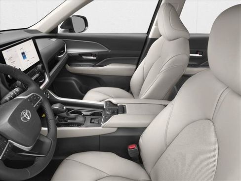 New 2026 Toyota Grand Highlander AWD Hybrid image 6
