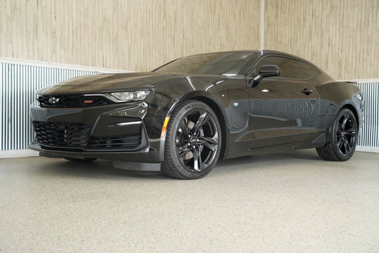 Used 2022 Chevrolet Camaro SS RWD image 10