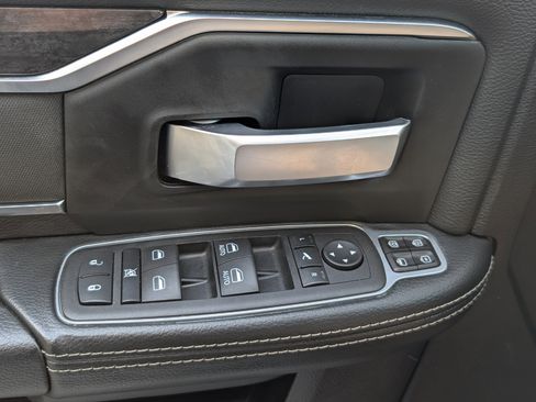 Used 2024 RAM 2500 Big Horn w/ Bed Utility Group image 15