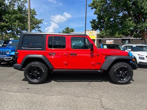 Used 2021 Jeep Wrangler Unlimited Sport image 2