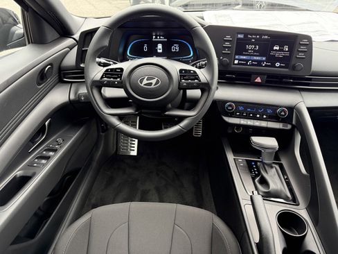 New 2026 Hyundai Elantra Sport image 14