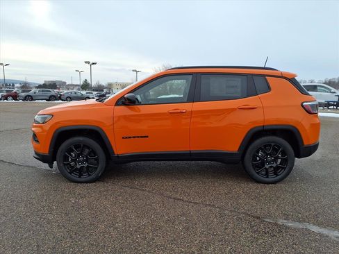 New 2026 Jeep Compass Latitude AWD/4WD image 9