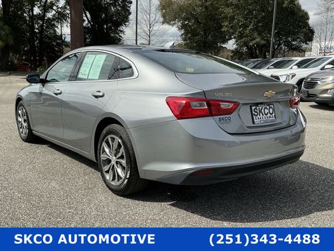 Used 2023 Chevrolet Malibu LT image 3