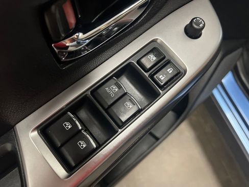 Used 2016 Subaru Crosstrek 2.0i Limited AWD/4WD image 13