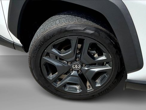 Used 2024 Toyota RAV4 Adventure image 9