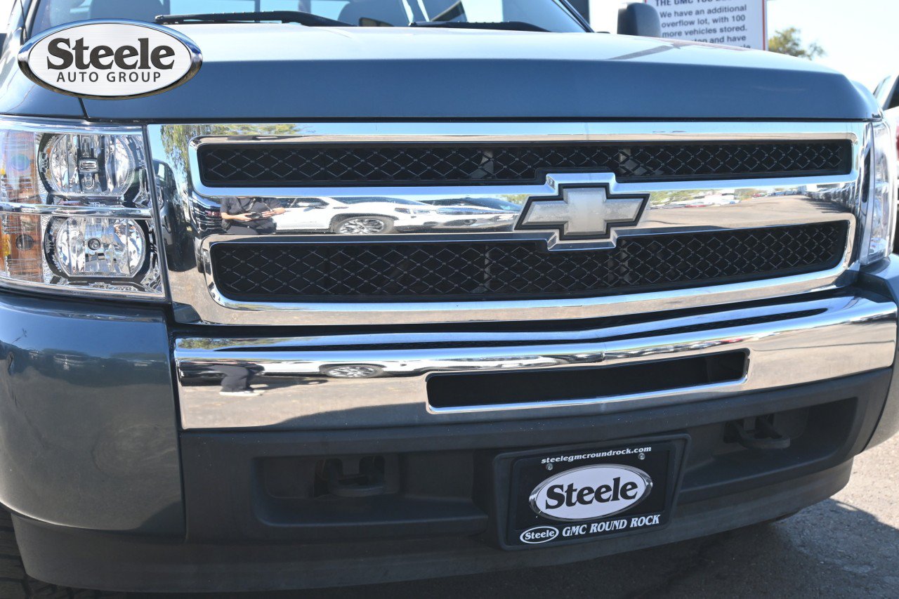 Used 2009 Chevrolet Silverado 1500 LT w/ Texas Edition RWD image 25