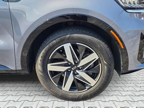 Used 2021 Kia Sorento S w/ Panoramic Sunroof Package FWD image 3