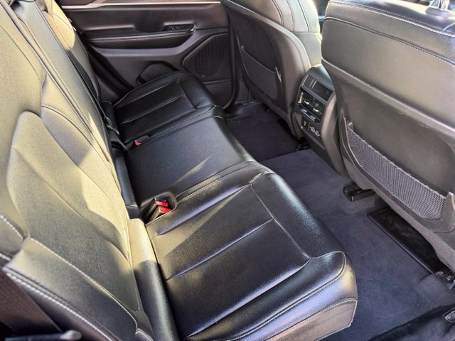 Used 2024 Jeep Grand Cherokee Limited AWD/4WD image 37