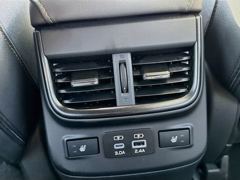 Used 2025 Subaru Outback Wilderness w/ Wilderness Package AWD/4WD image 31