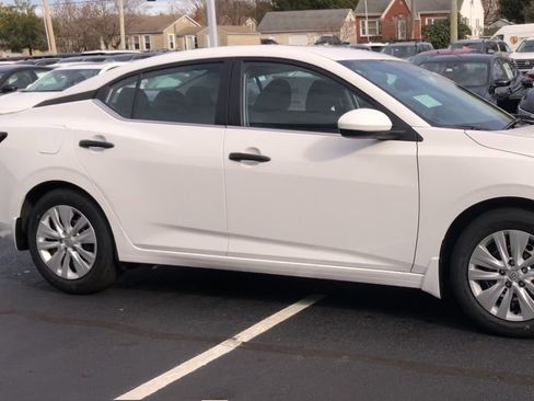 New 2025 Nissan Sentra S image 2